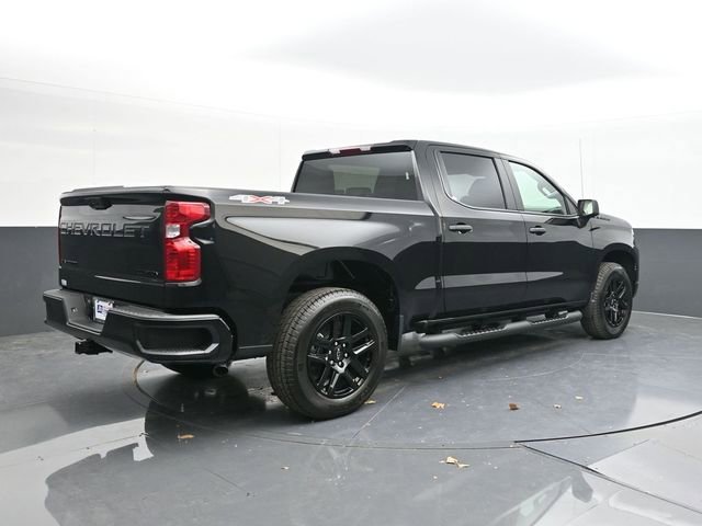 New 2026 Chevrolet Silverado 1500 Custom w/ LPO, Dark Essentials Package AWD/4WD image 10