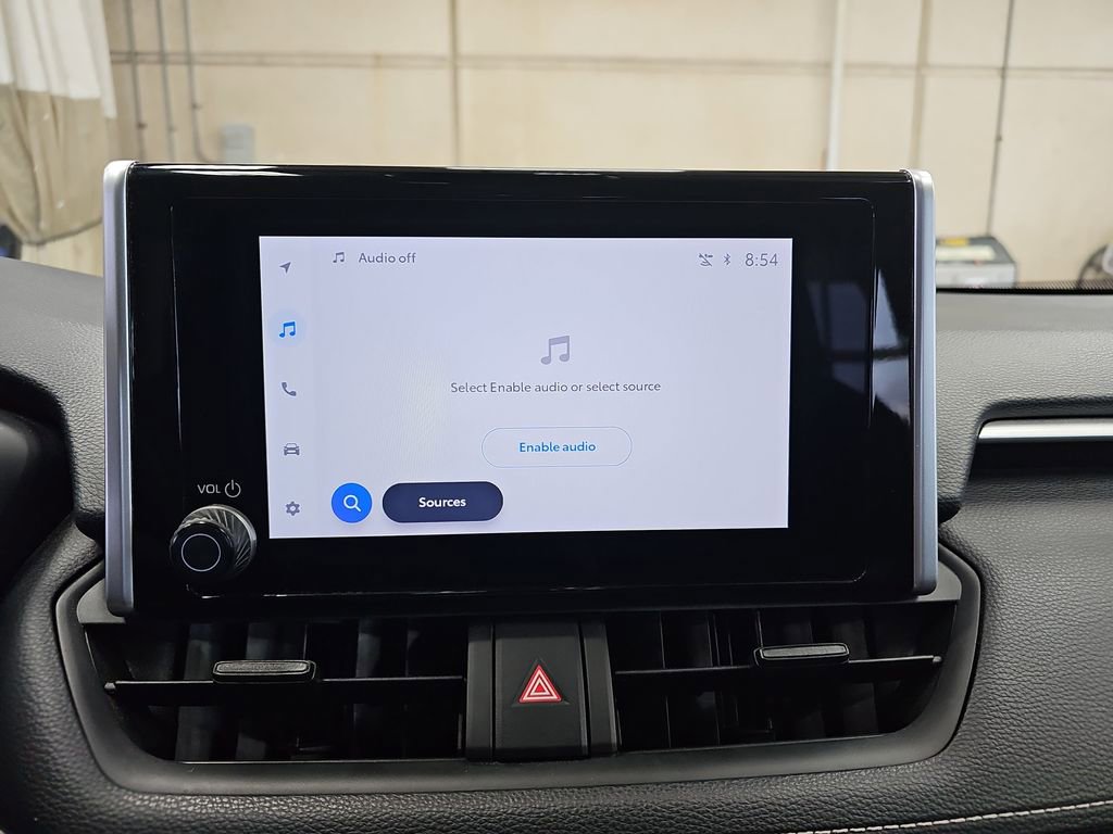 Used 2024 Toyota RAV4 LE AWD/4WD image 21