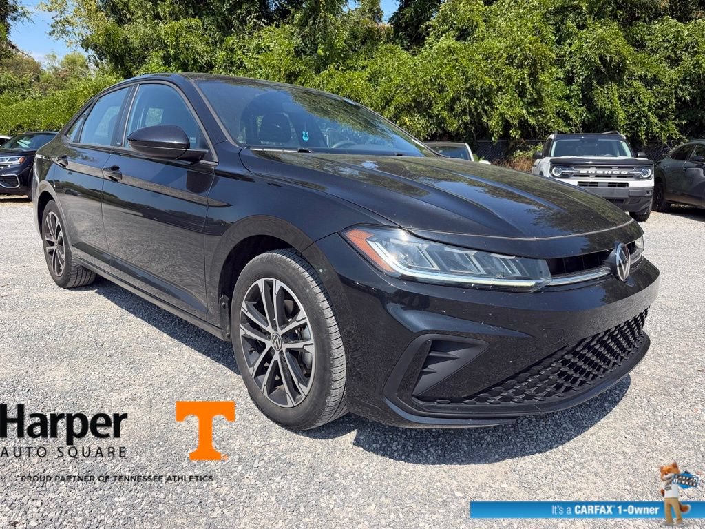 Used 2025 Volkswagen Jetta Sport FWD image 7