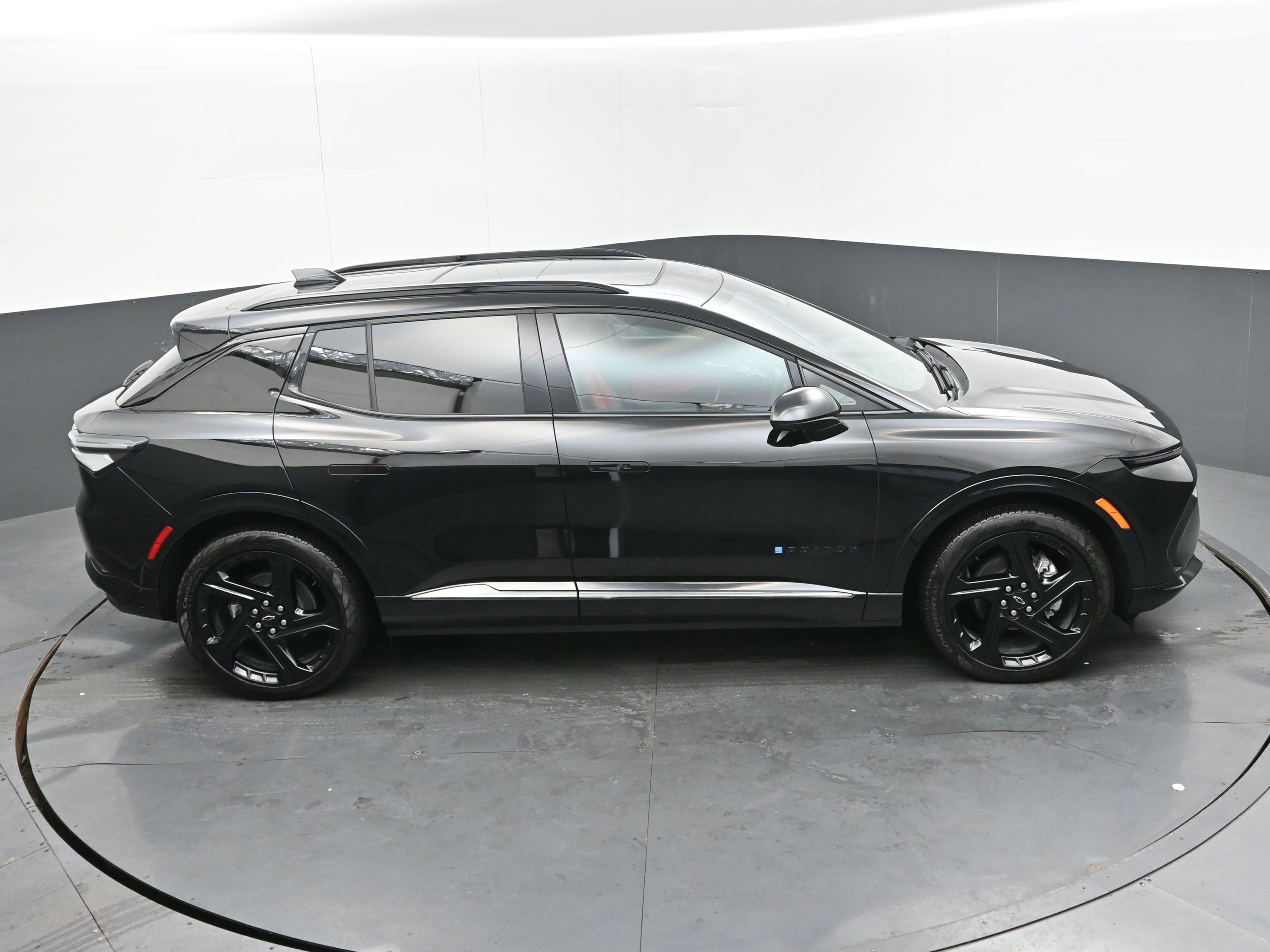 New 2025 Chevrolet Equinox EV RS w/ Convenience Package II image 35