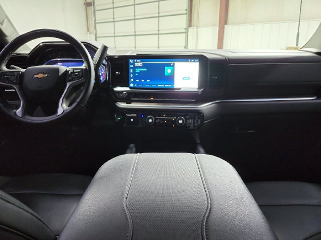 Used 2025 Chevrolet Silverado 2500 LTZ w/ LTZ Convenience Package AWD/4WD image 25