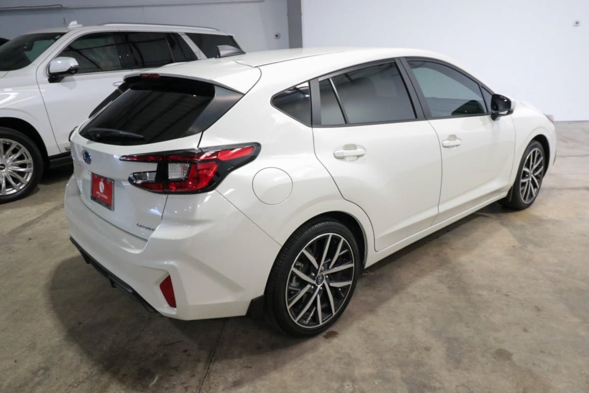 Used 2025 Subaru Impreza 2.0i Sport AWD/4WD image 7