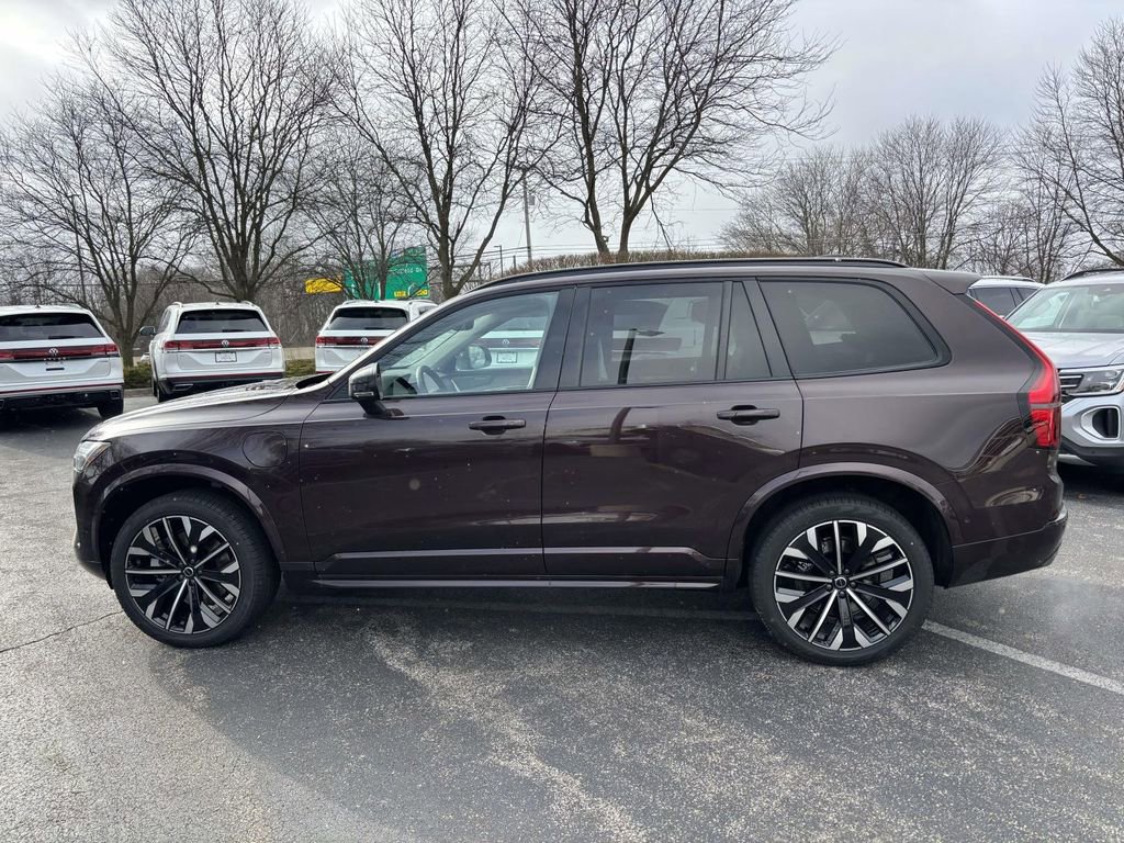 New 2026 Volvo XC90 T8 Ultra w/ Protection Package Premier image 4