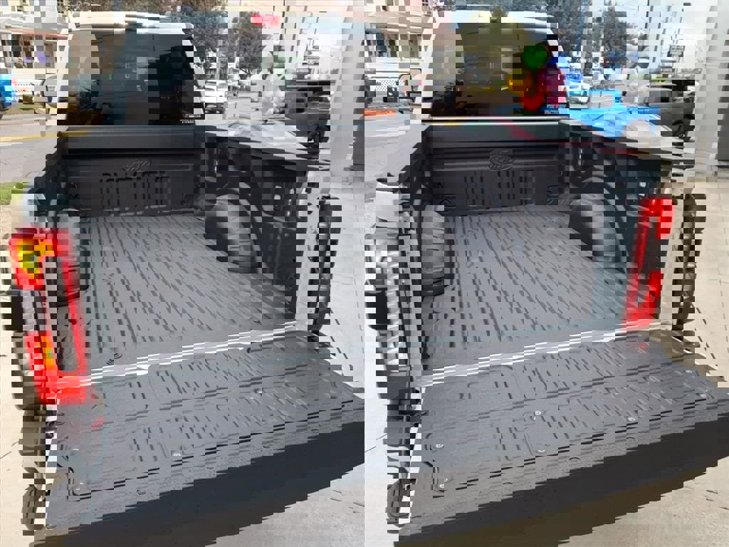 New 2026 Ford F250 XLT w/ XLT Premium Package image 6