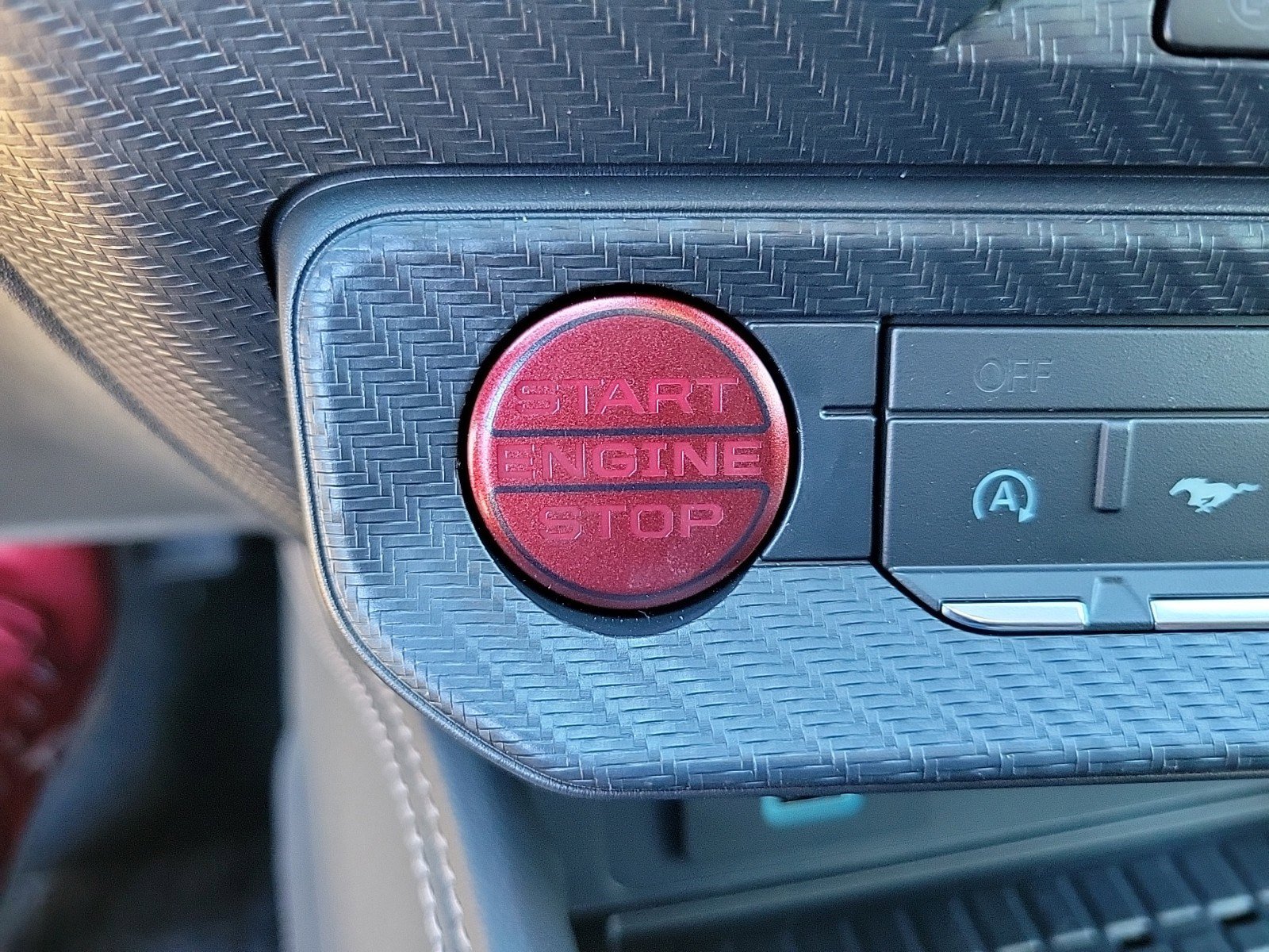 Used 2024 Ford Mustang Premium image 23