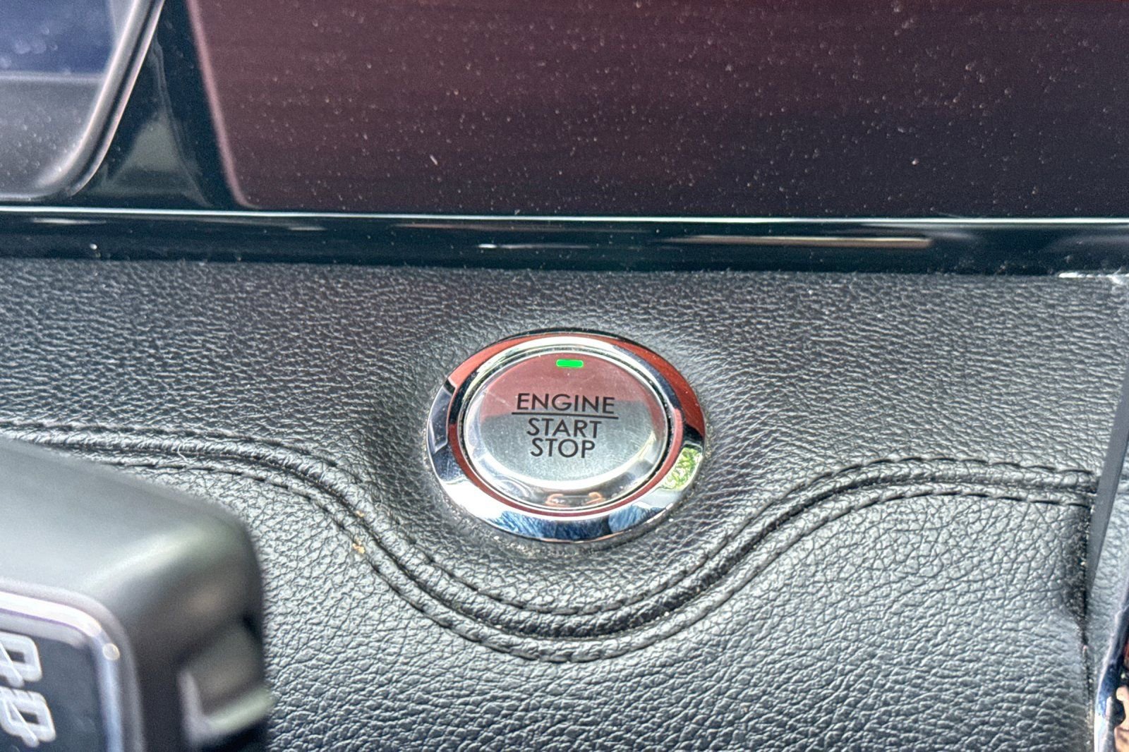 Used 2019 Lincoln Navigator L Select image 22