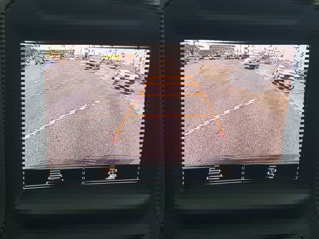 Used 2025 Chevrolet Silverado 1500 Custom image 16