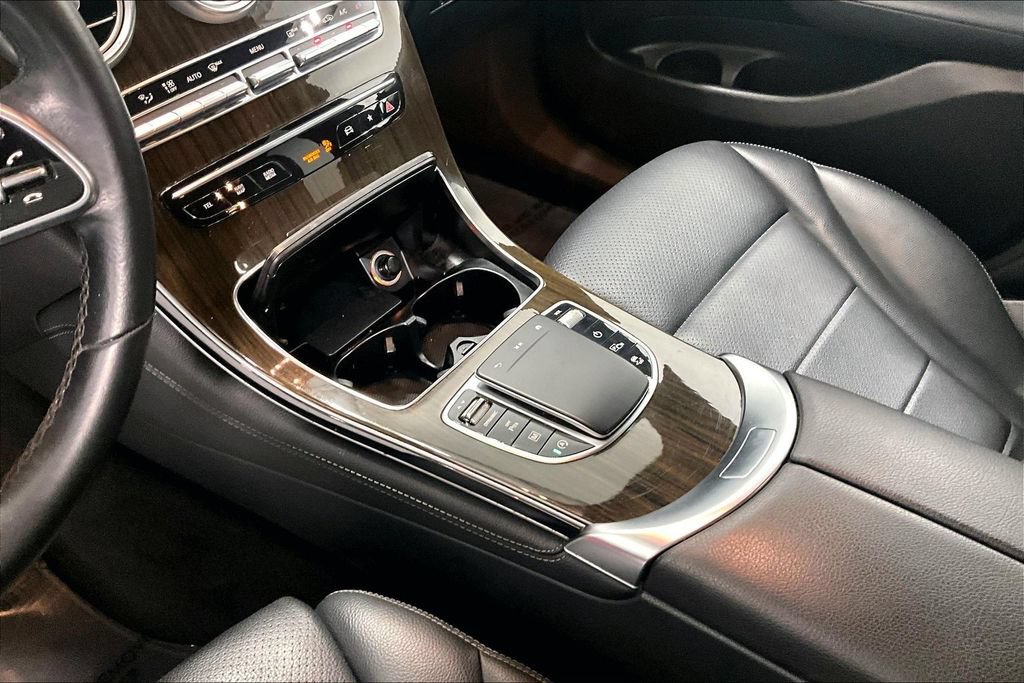Used 2021 Mercedes-Benz GLC 300 image 14