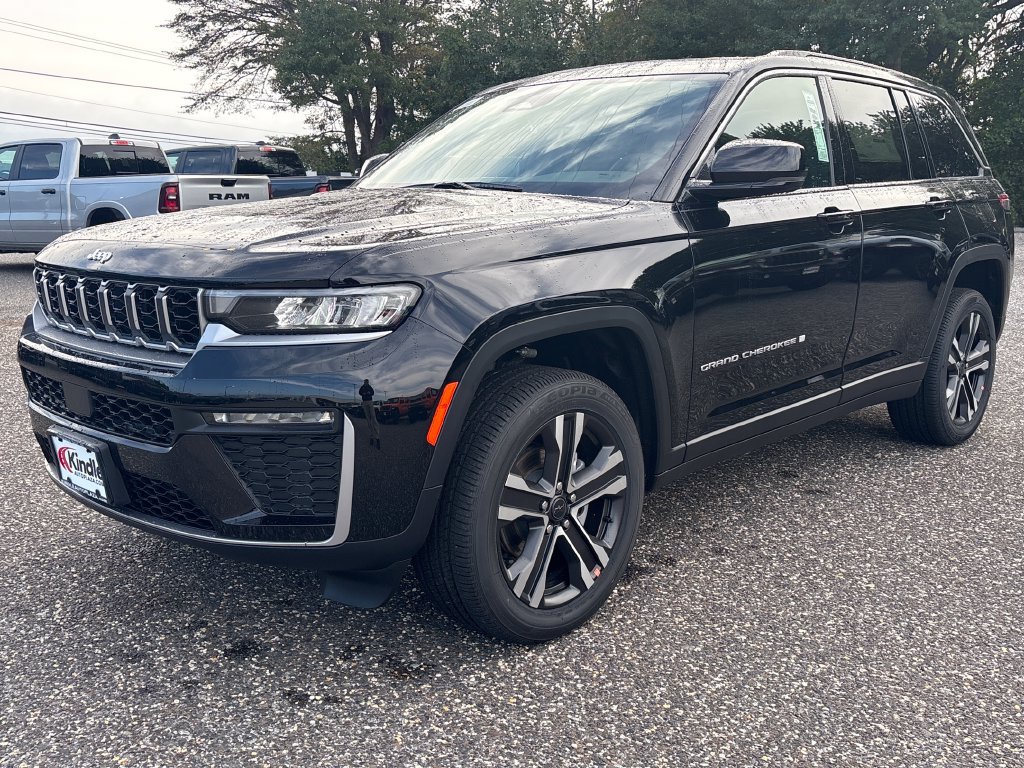 New 2027 Jeep Grand Cherokee Limited AWD/4WD image 4
