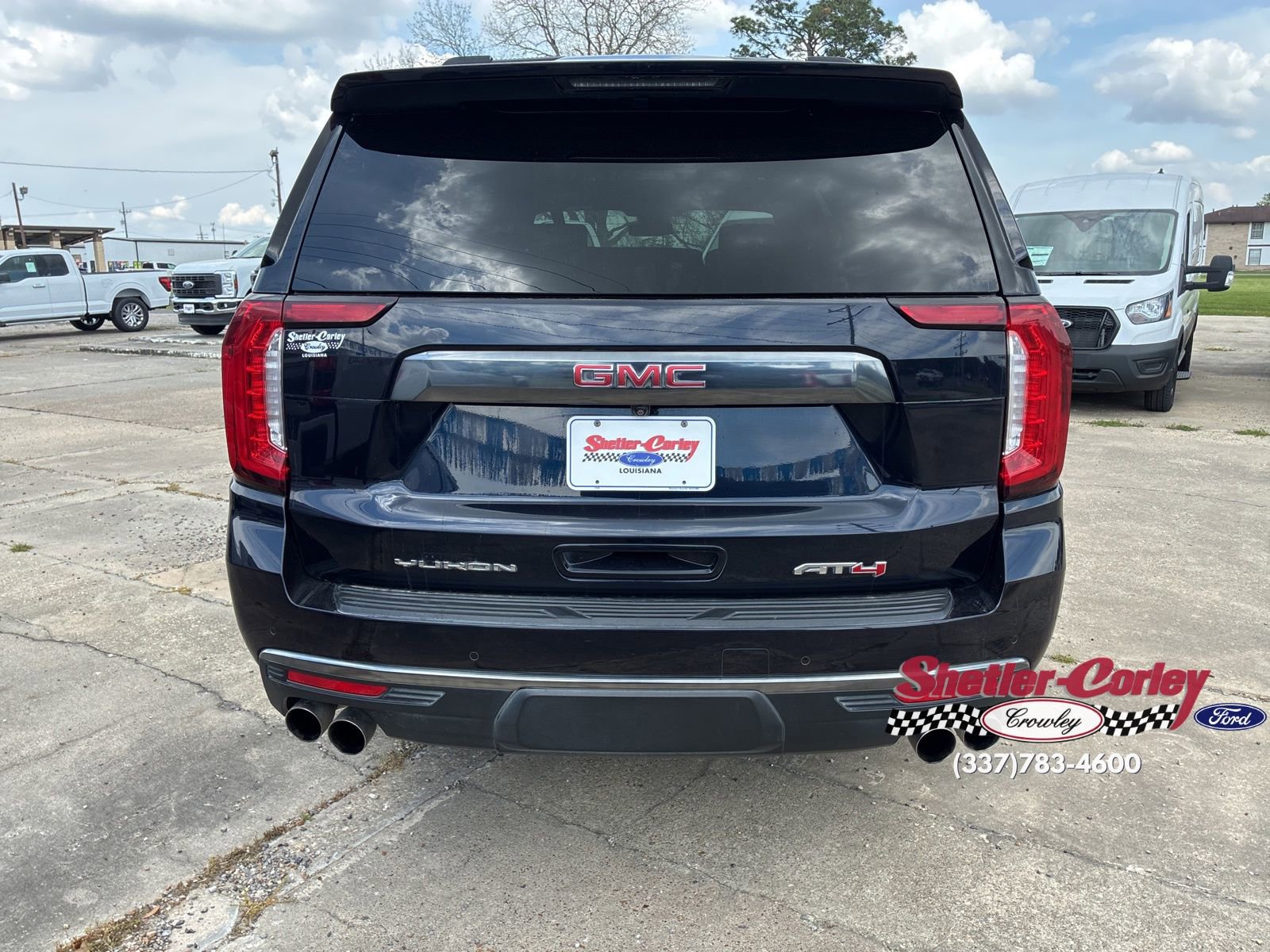 Used 2023 GMC Yukon XL AT4 w/ AT4 Premium Plus Package image 13