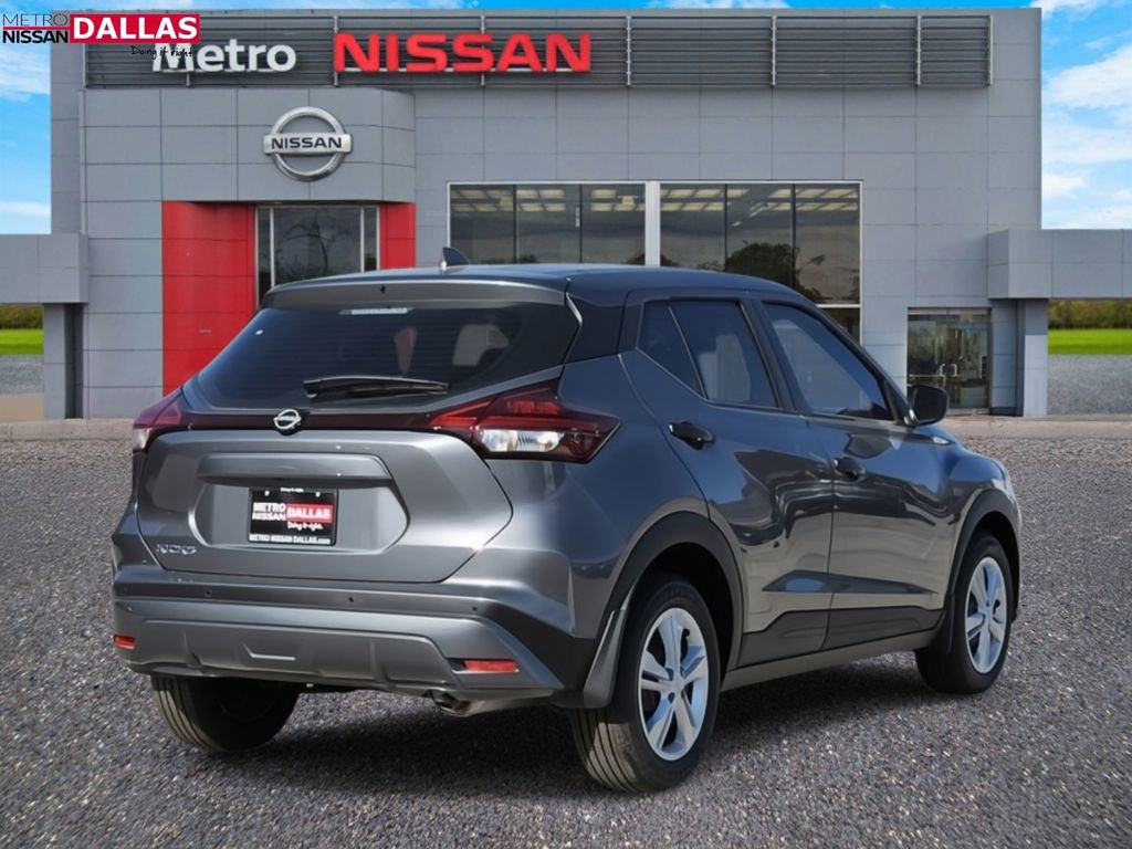 New 2025 Nissan Kicks Play S image 3