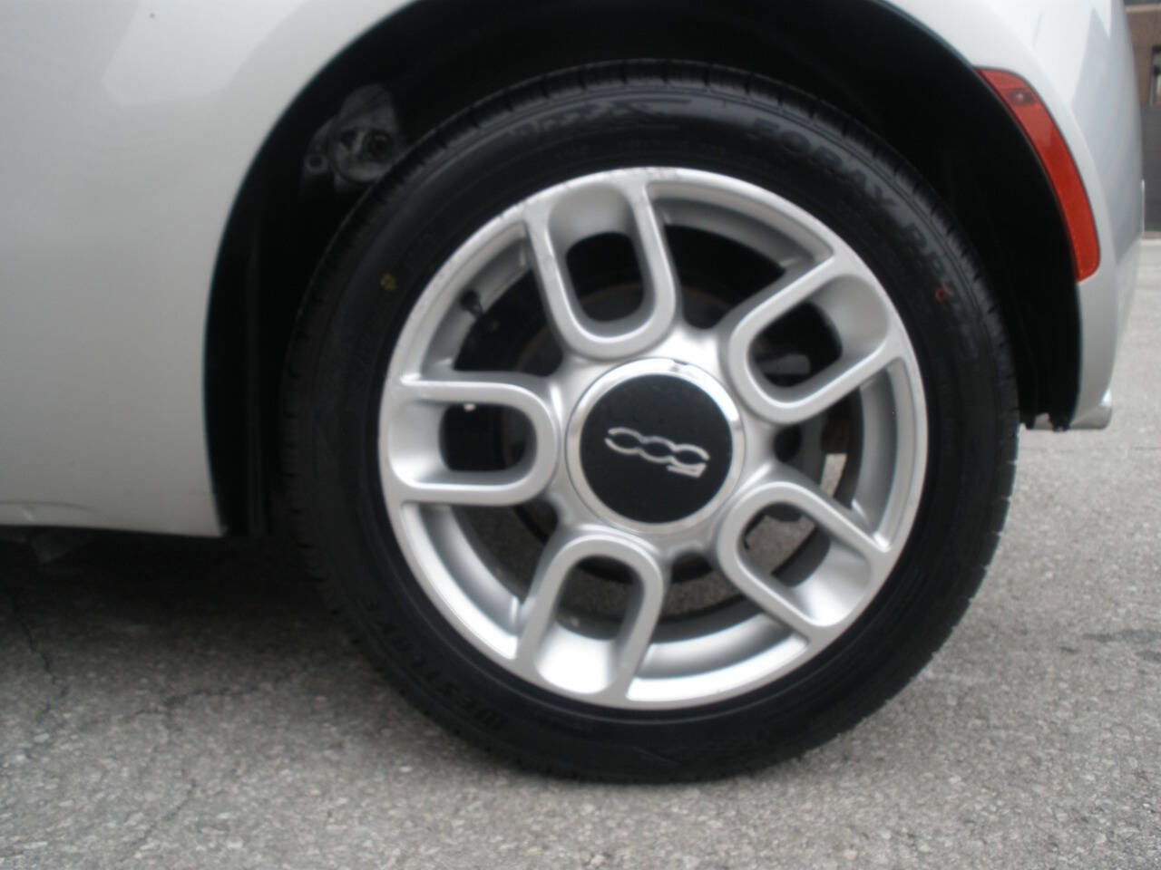 Used 2013 FIAT 500 Pop image 40