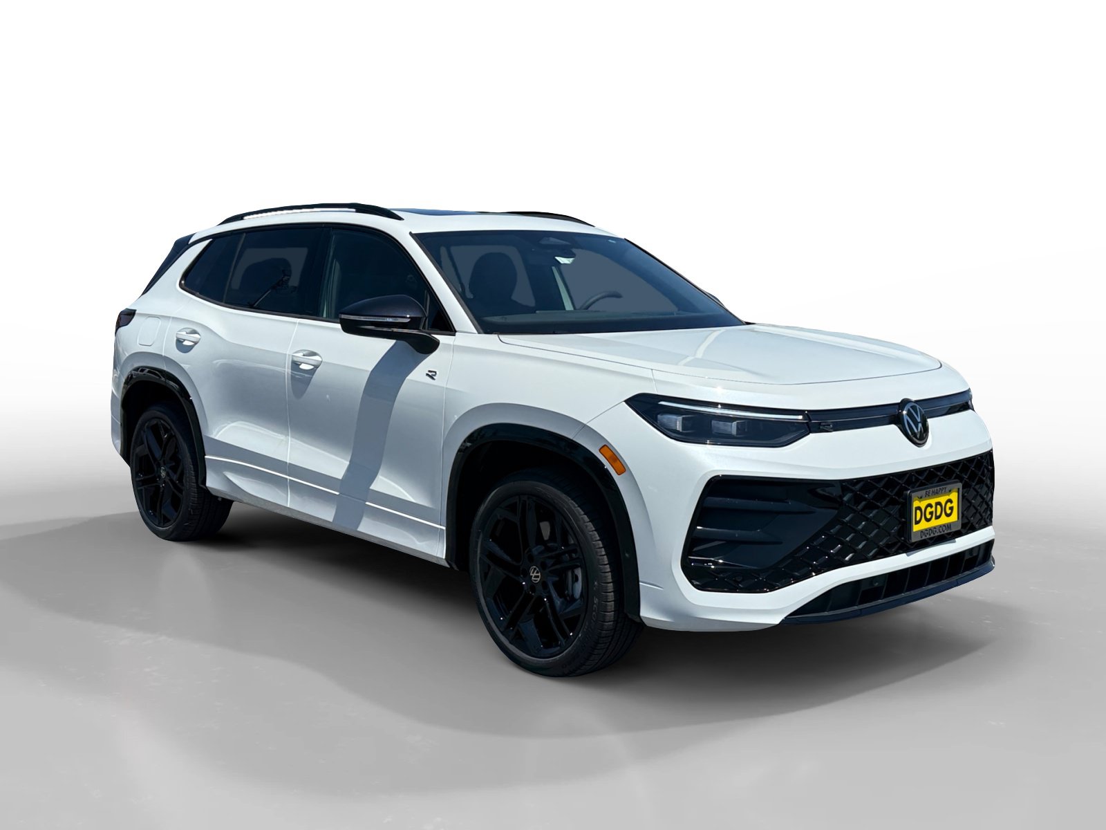 New 2026 Volkswagen Tiguan SE R-Line AWD/4WD image 7