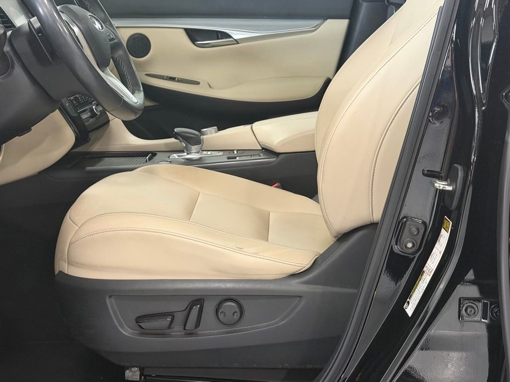 Used 2019 INFINITI QX50 Luxe image 13
