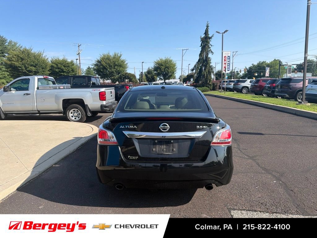 Used 2015 Nissan Altima 3.5 SL FWD image 5