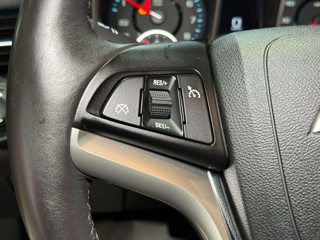 Used 2015 Chevrolet Malibu LTZ FWD image 10