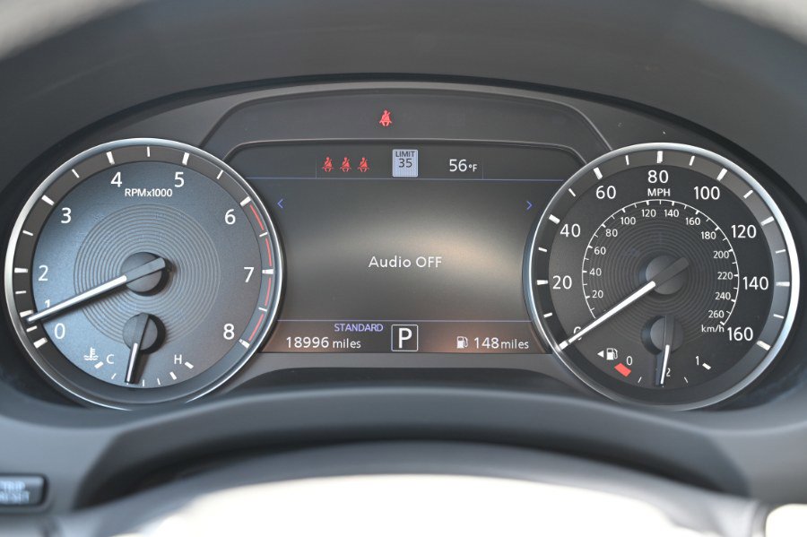 Used 2023 INFINITI QX50 Sport AWD/4WD image 30