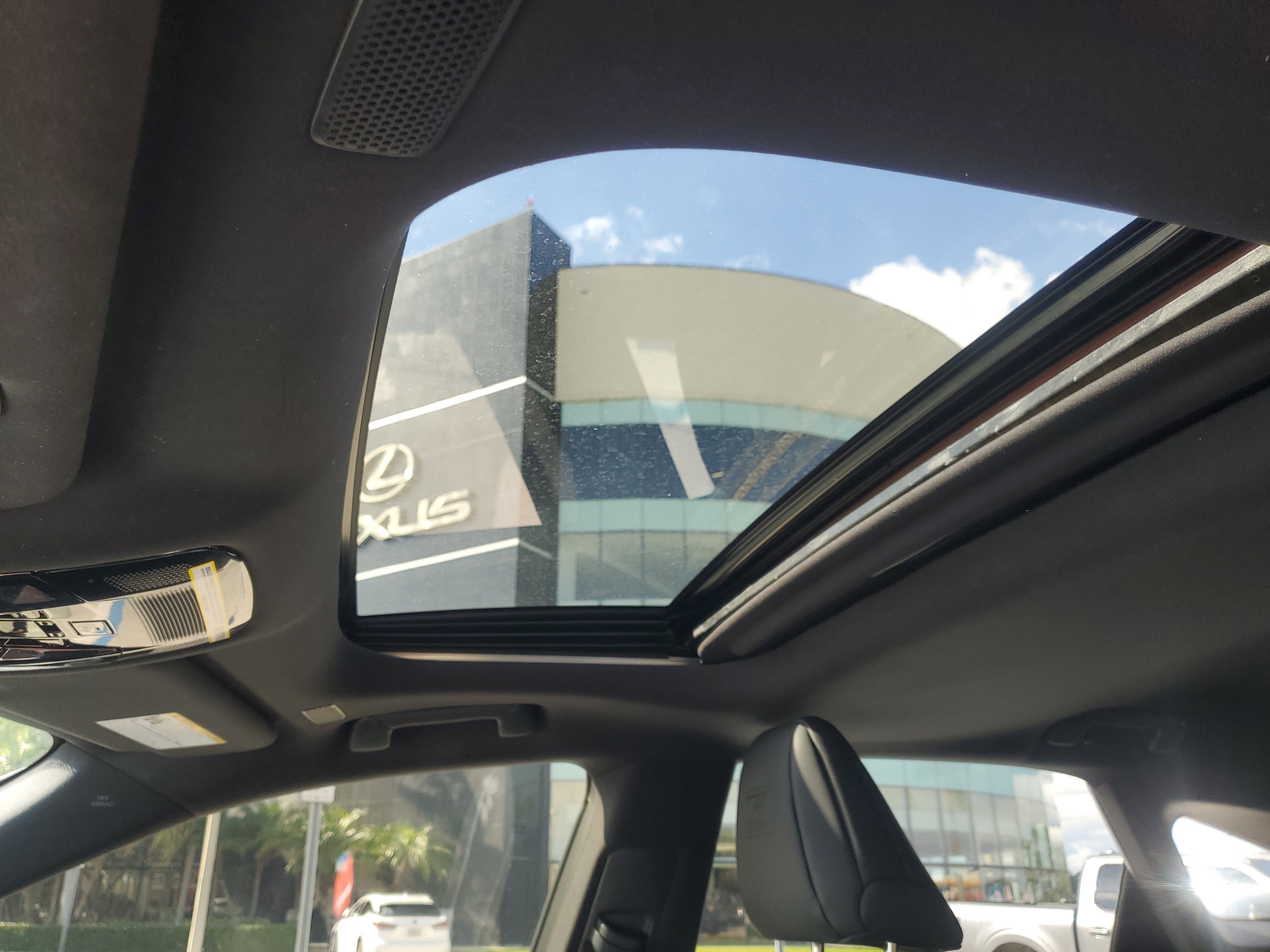 Used 2024 Lexus RX 350 F Sport image 23