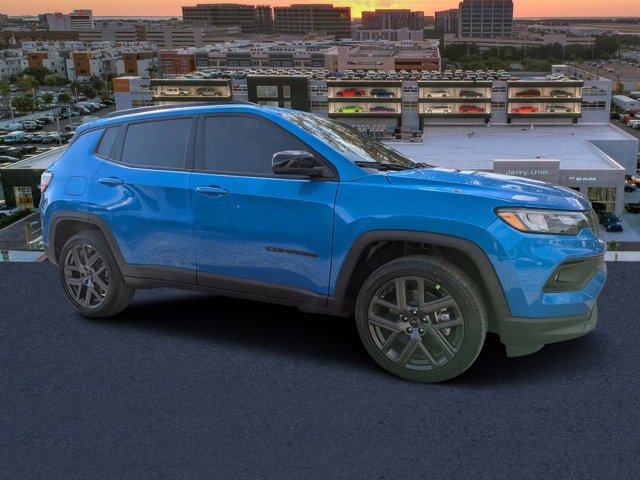New 2026 Jeep Compass Latitude w/ Sun and Sound Group image 33