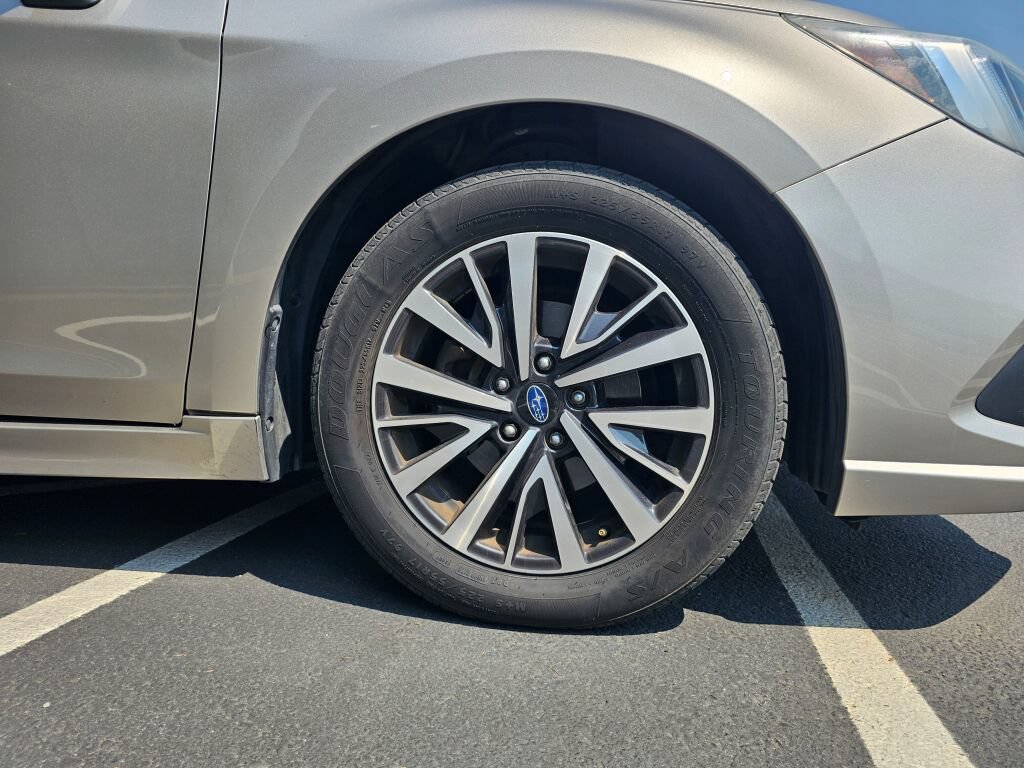 Used 2018 Subaru Legacy 2.5i Premium AWD/4WD image 9