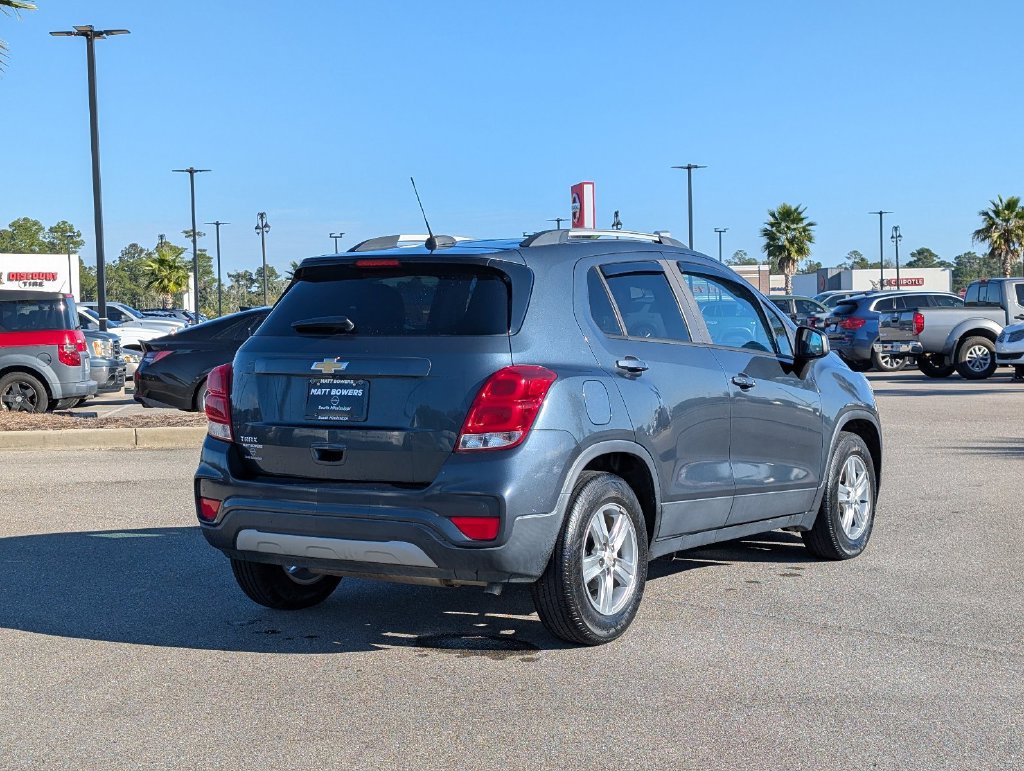Used 2021 Chevrolet Trax LT w/ Driver Confidence Package FWD image 7