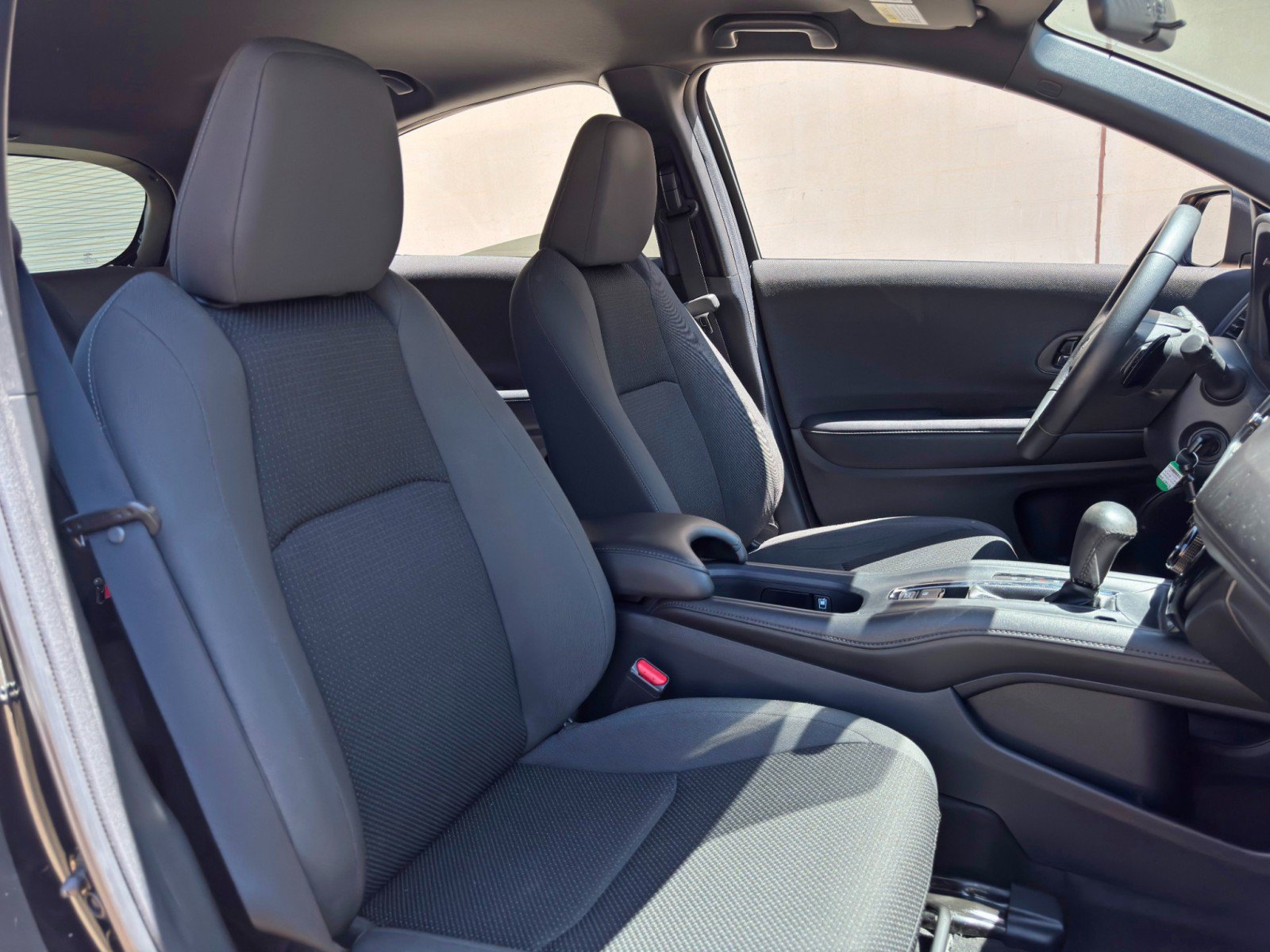 Used 2022 Honda HR-V Sport image 29