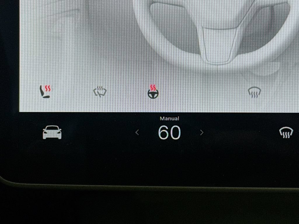 Used 2023 Tesla Model Y Long Range AWD/4WD image 21
