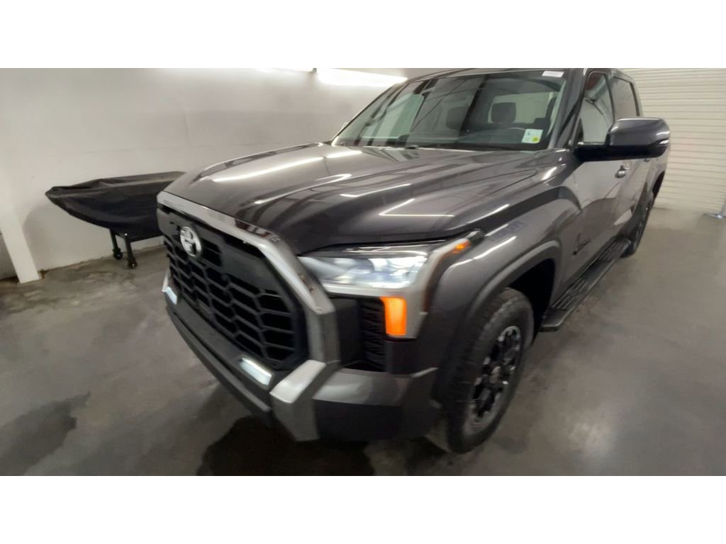 Used 2022 Toyota Tundra SR5 image 4