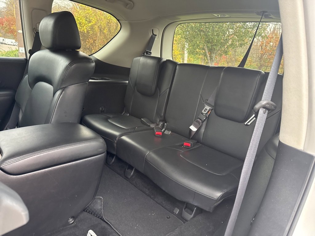 Used 2024 Nissan Armada SL w/ Captain's Chairs Package image 11