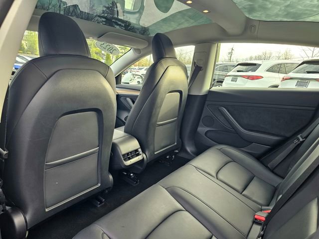 Used 2023 Tesla Model 3 Standard Range image 23