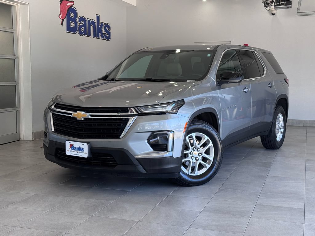 Certified 2023 Chevrolet Traverse LS AWD/4WD image 2