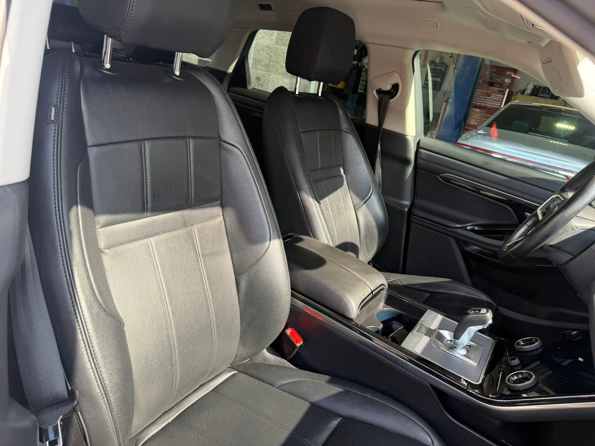Used 2021 Land Rover Range Rover Evoque S AWD/4WD image 30