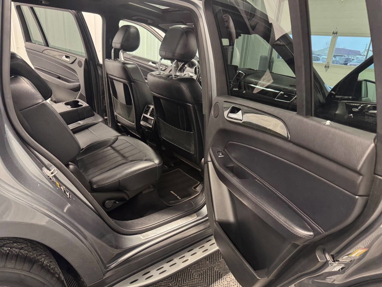 Used 2018 Mercedes-Benz GLS 450 4MATIC image 28