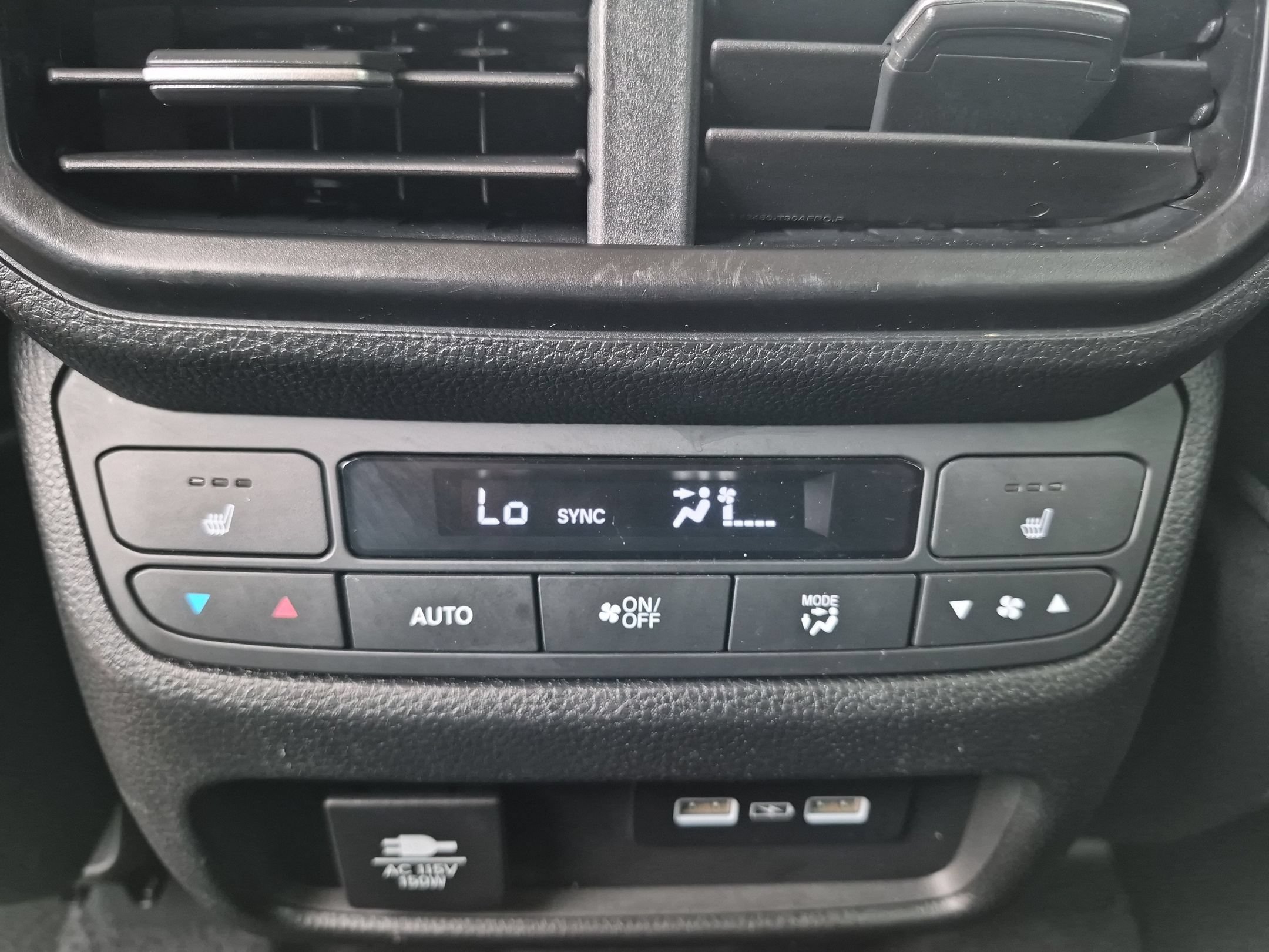 Used 2023 Honda Pilot Elite image 28