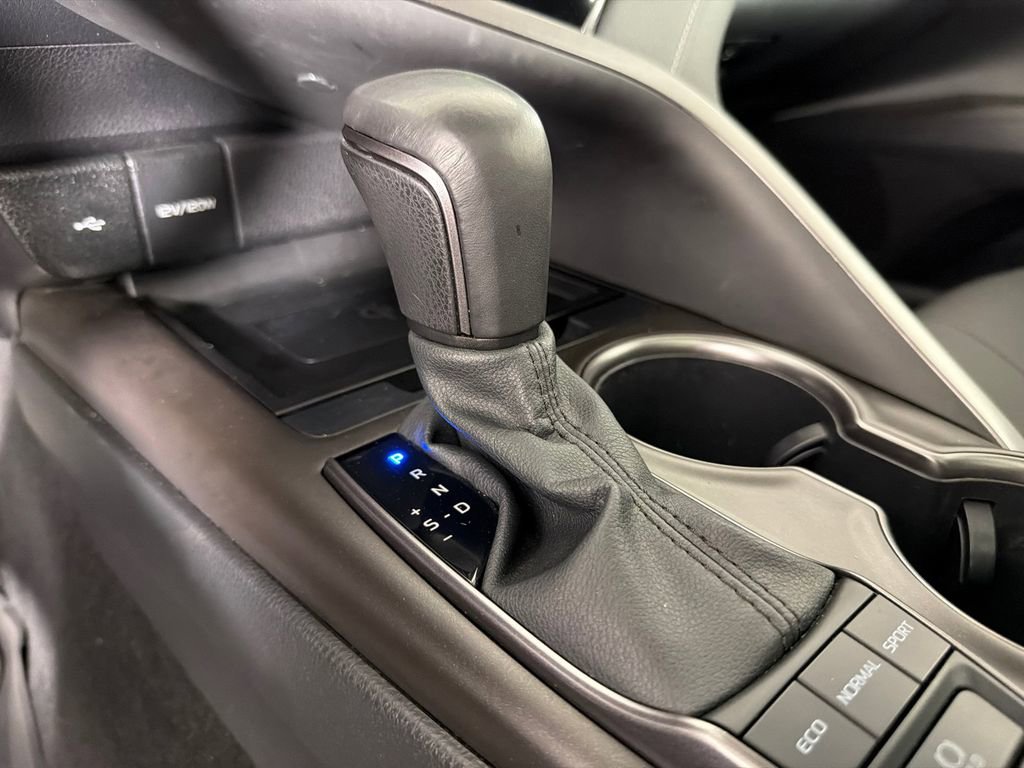 Used 2021 Toyota Camry XSE w/ Driver Assist Package FWD image 32