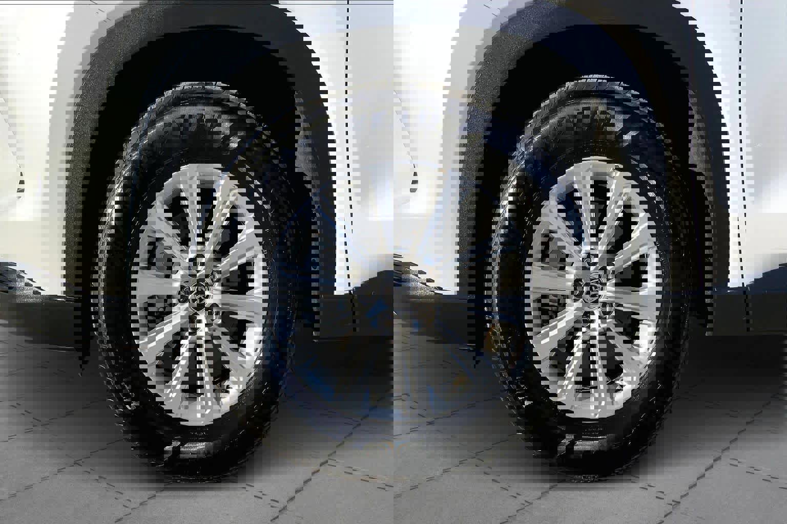 Used 2025 Toyota Grand Highlander AWD image 10