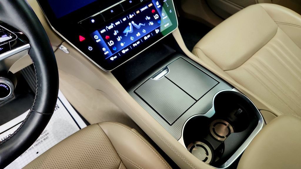 Used 2023 Maserati Grecale GT AWD/4WD image 17