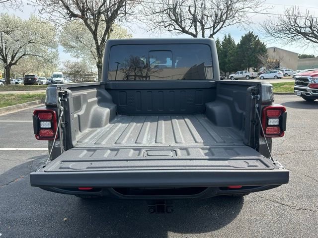 Used 2025 Jeep Gladiator Rubicon w/ Safety Group image 15