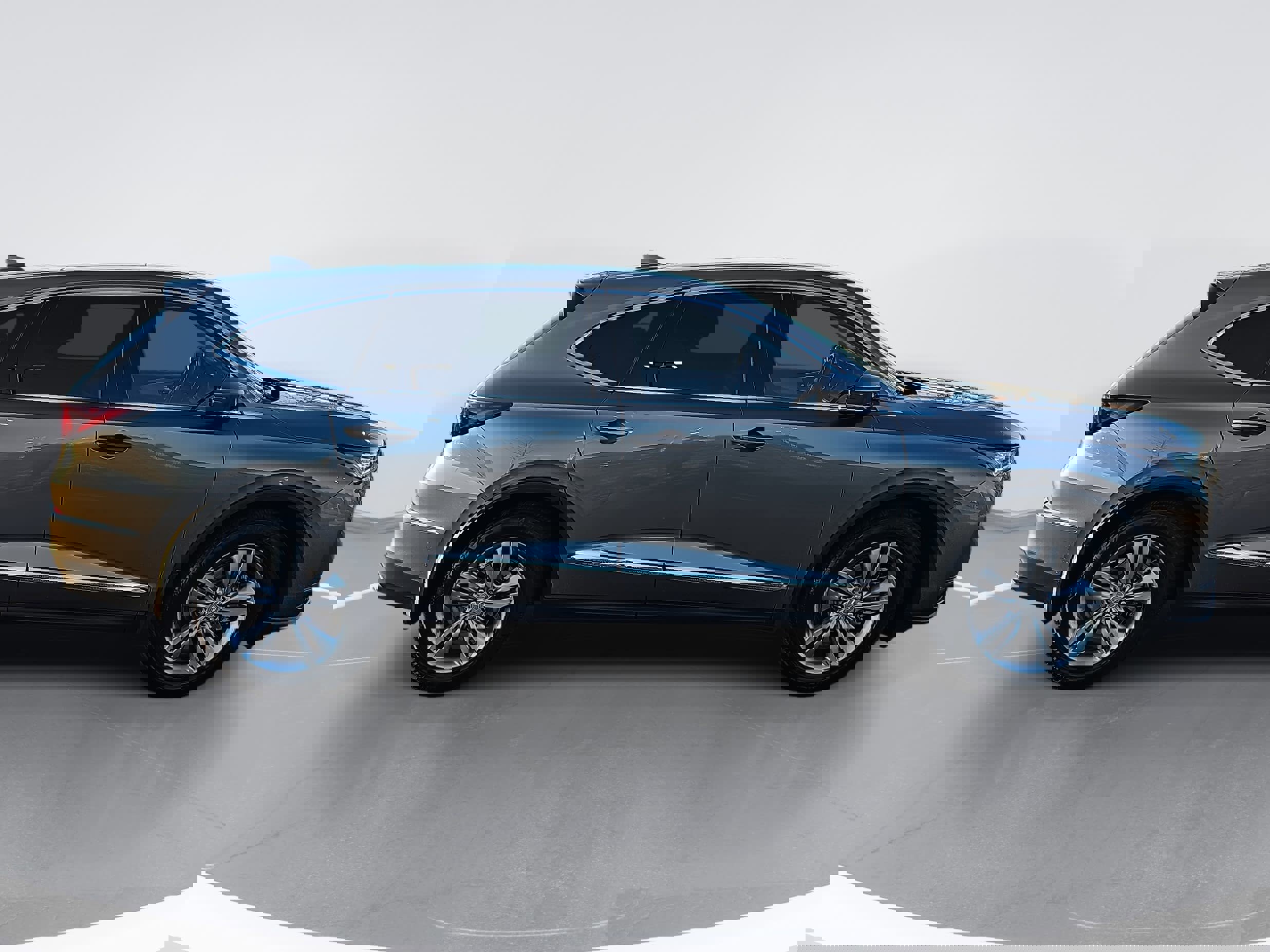 Used 2025 Acura MDX SH-AWD image 2