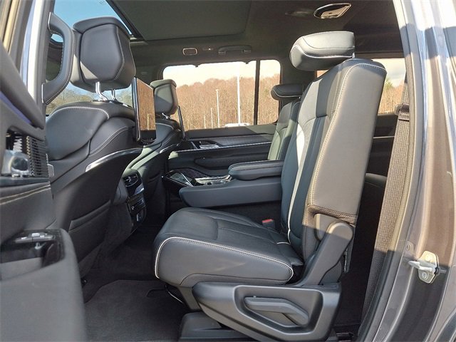 Used 2023 Jeep Grand Wagoneer Series II w/ Quick Order Packagew 28T image 10