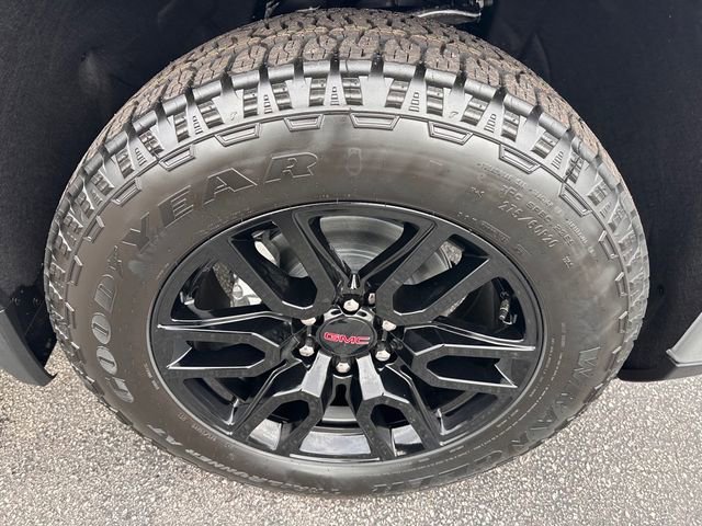 New 2026 GMC Sierra 1500 Elevation w/ Elevation Premium Package image 14