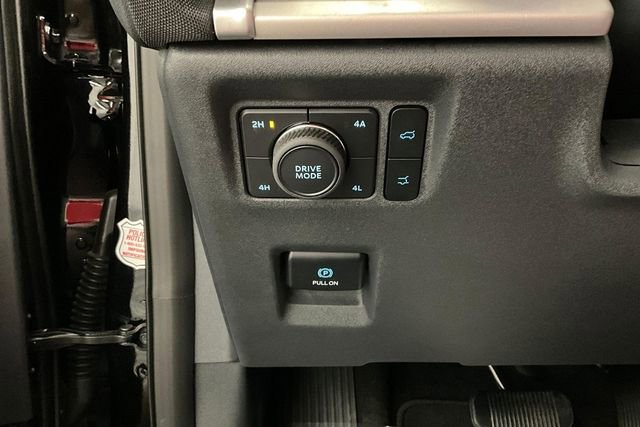 Used 2025 Ford Expedition Active image 42