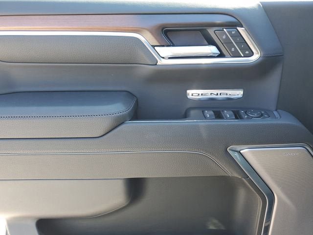 New 2026 GMC Sierra 1500 Denali w/ Denali Reserve Package image 18