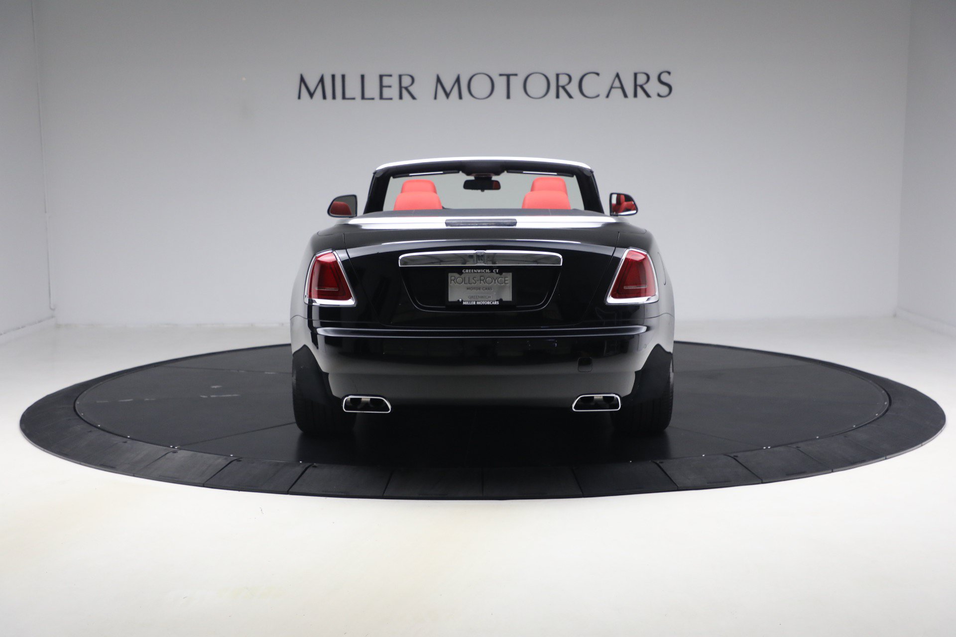 Certified 2020 Rolls-Royce Dawn RWD image 8