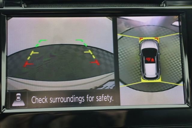 Used 2019 Nissan Rogue SL w/ Premium Package image 17