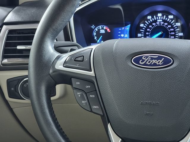 Used 2017 Ford Fusion SE w/ Fusion SE Technology Package FWD image 26