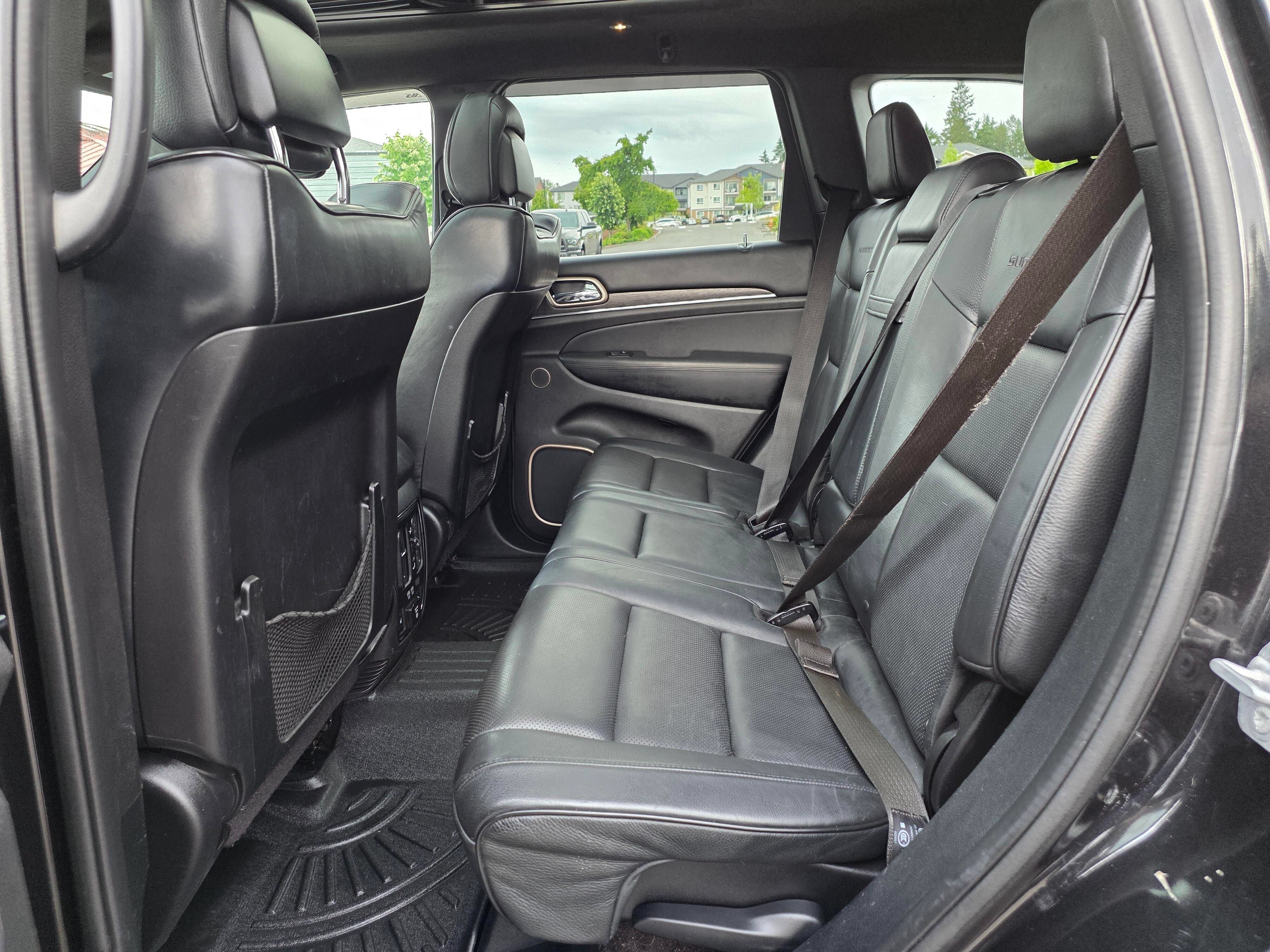 Used 2016 Jeep Grand Cherokee Summit w/ Premium Plus Apperance Group AWD/4WD image 26