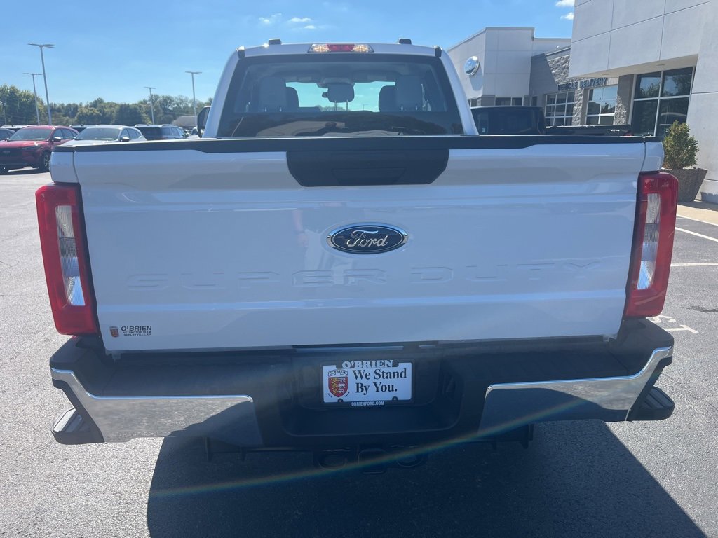 New 2026 Ford F250 XL w/ XL Chrome Package image 4