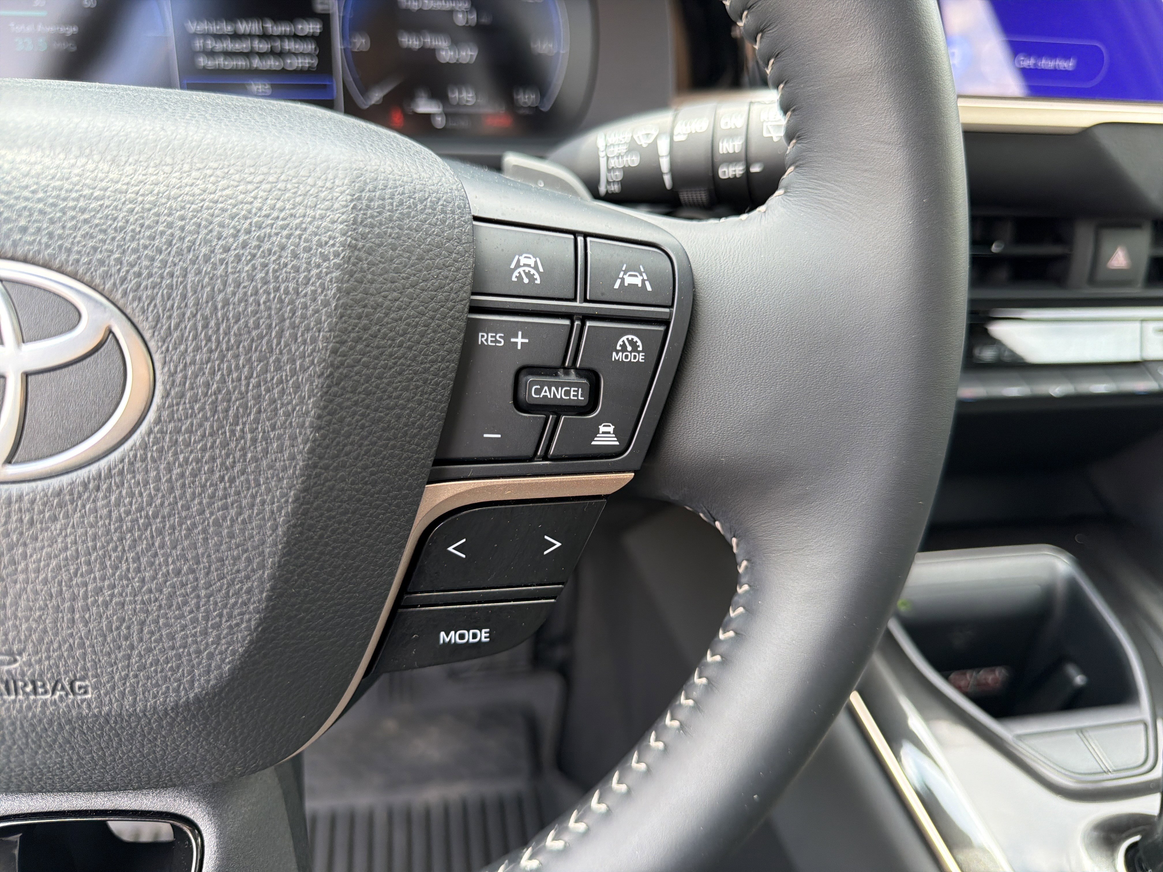 Used 2025 Toyota Crown Signia AWD/4WD image 26