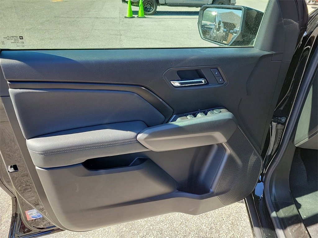 New 2025 GMC Canyon Elevation w/ Technology Package image 7